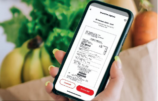 A Torino un nuovo modo di donare cibo: nasce lo scontrino digitale per ridurre lo spreco alimentare